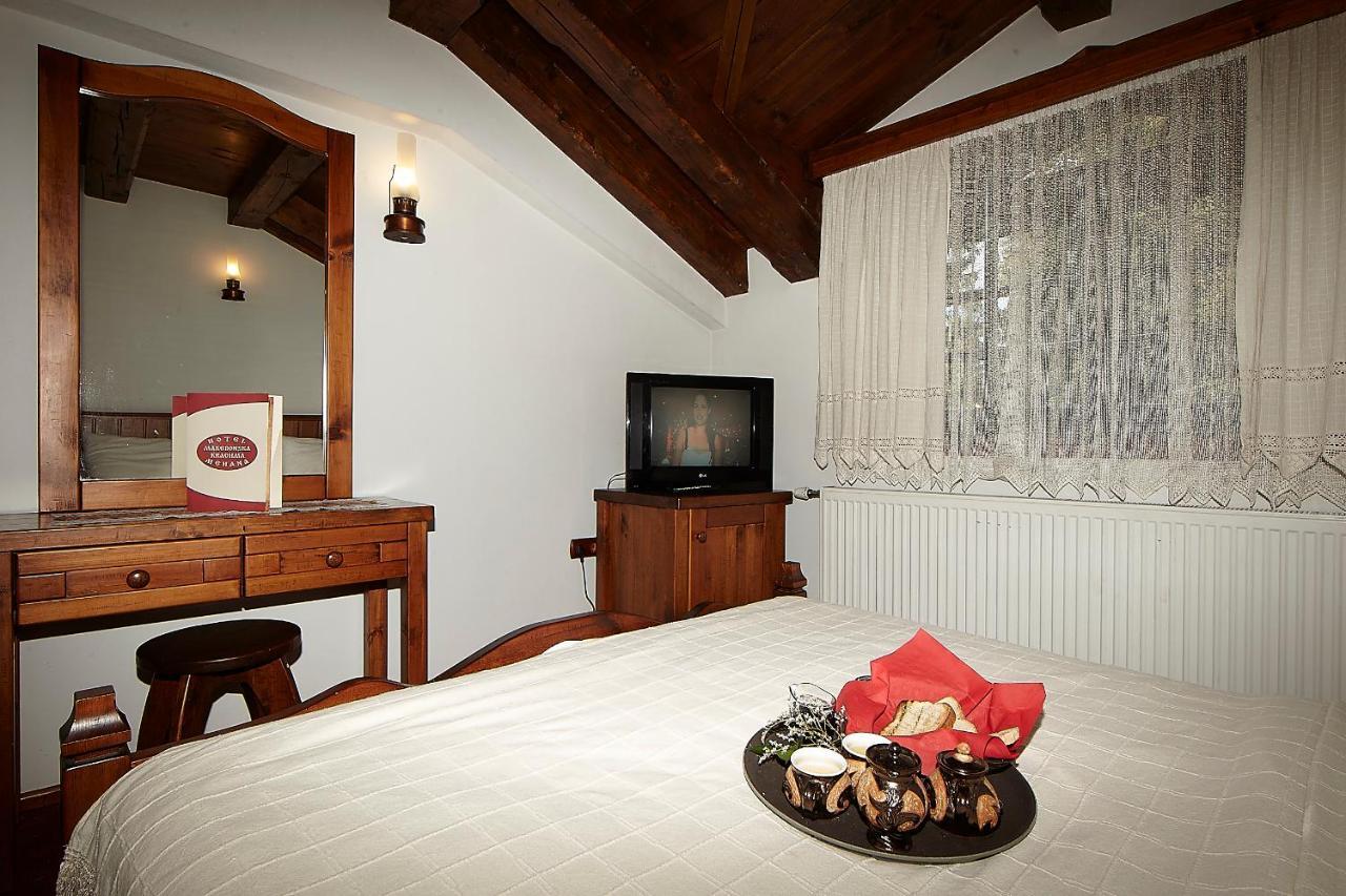 Family Hotel Makedonska Kruchma Dobrinishte Eksteriør billede