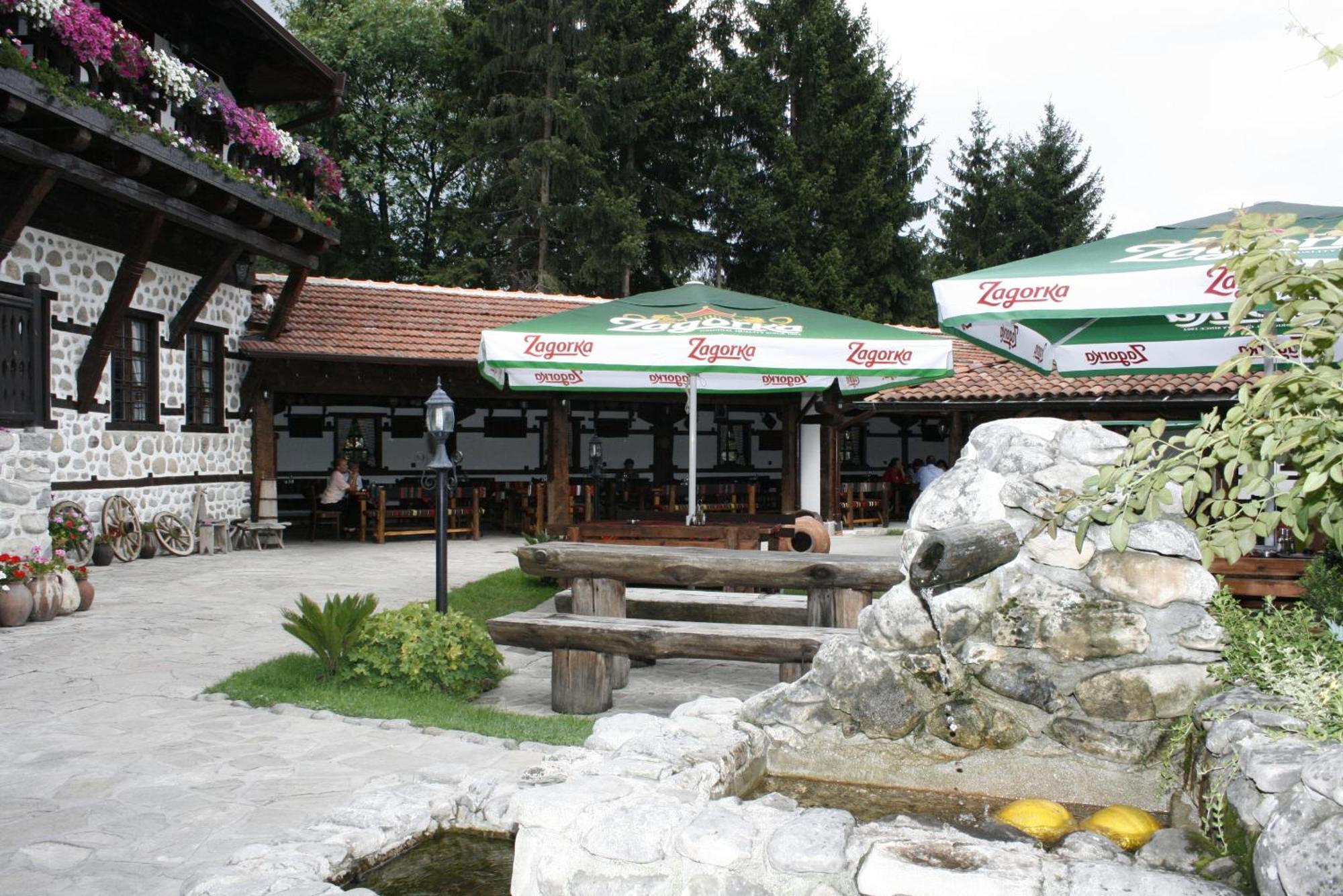 Family Hotel Makedonska Kruchma Dobrinishte Eksteriør billede